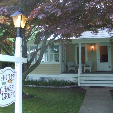 House On Chase Creek Bed & Breakfast Shelter Island Heights Dış mekan fotoğraf